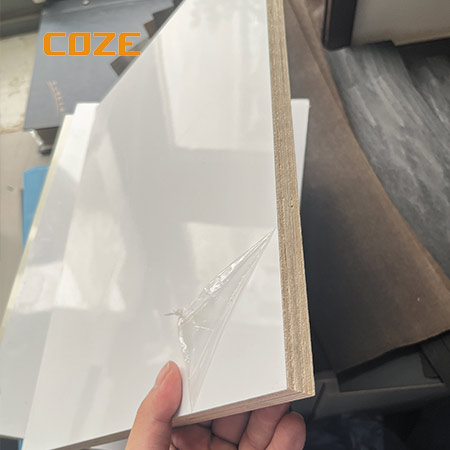 Glossy UV Coating Melamine Film Faced Plywood